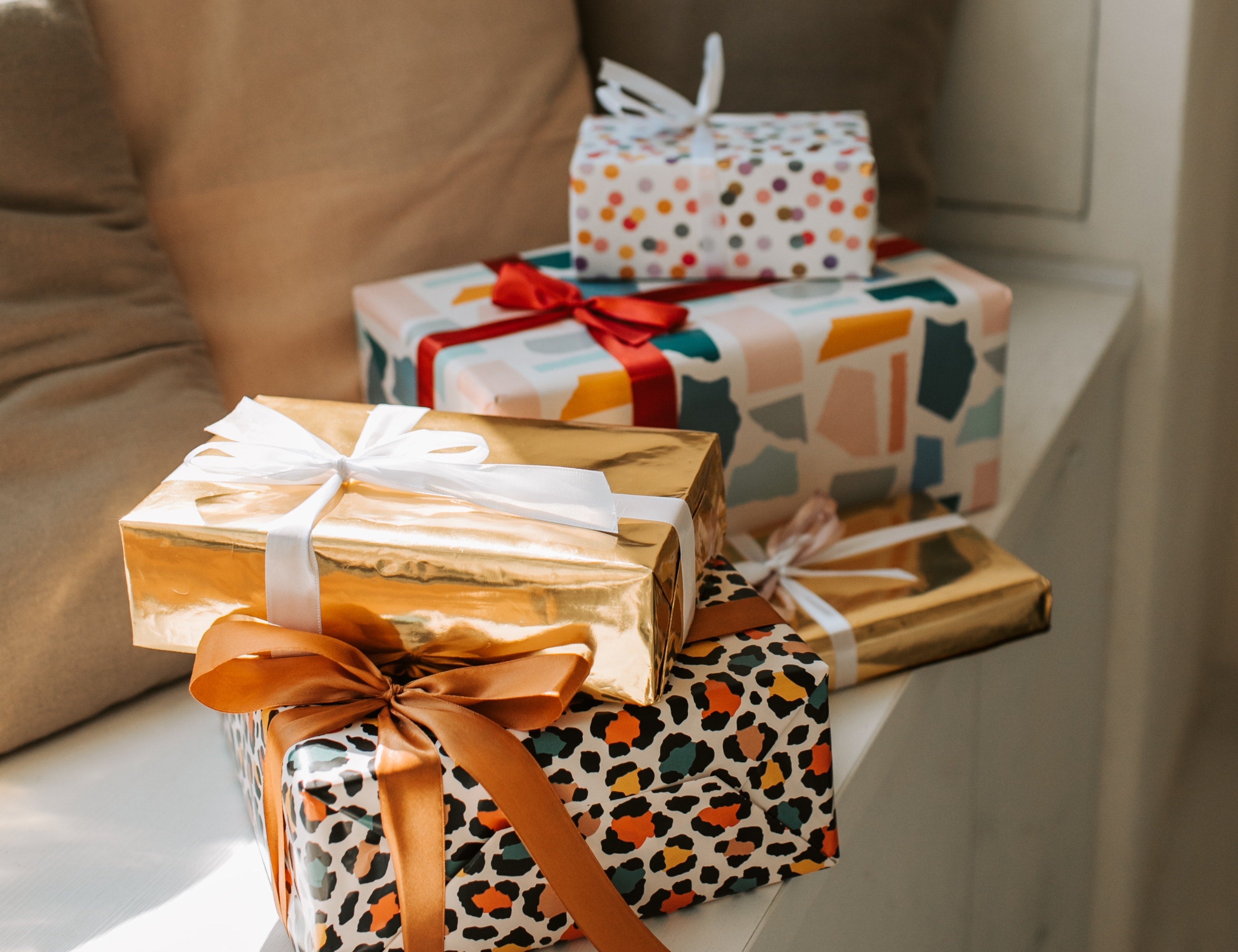 Top 80 valuable gift ideas for her in Singapore – LaTome Jewellery